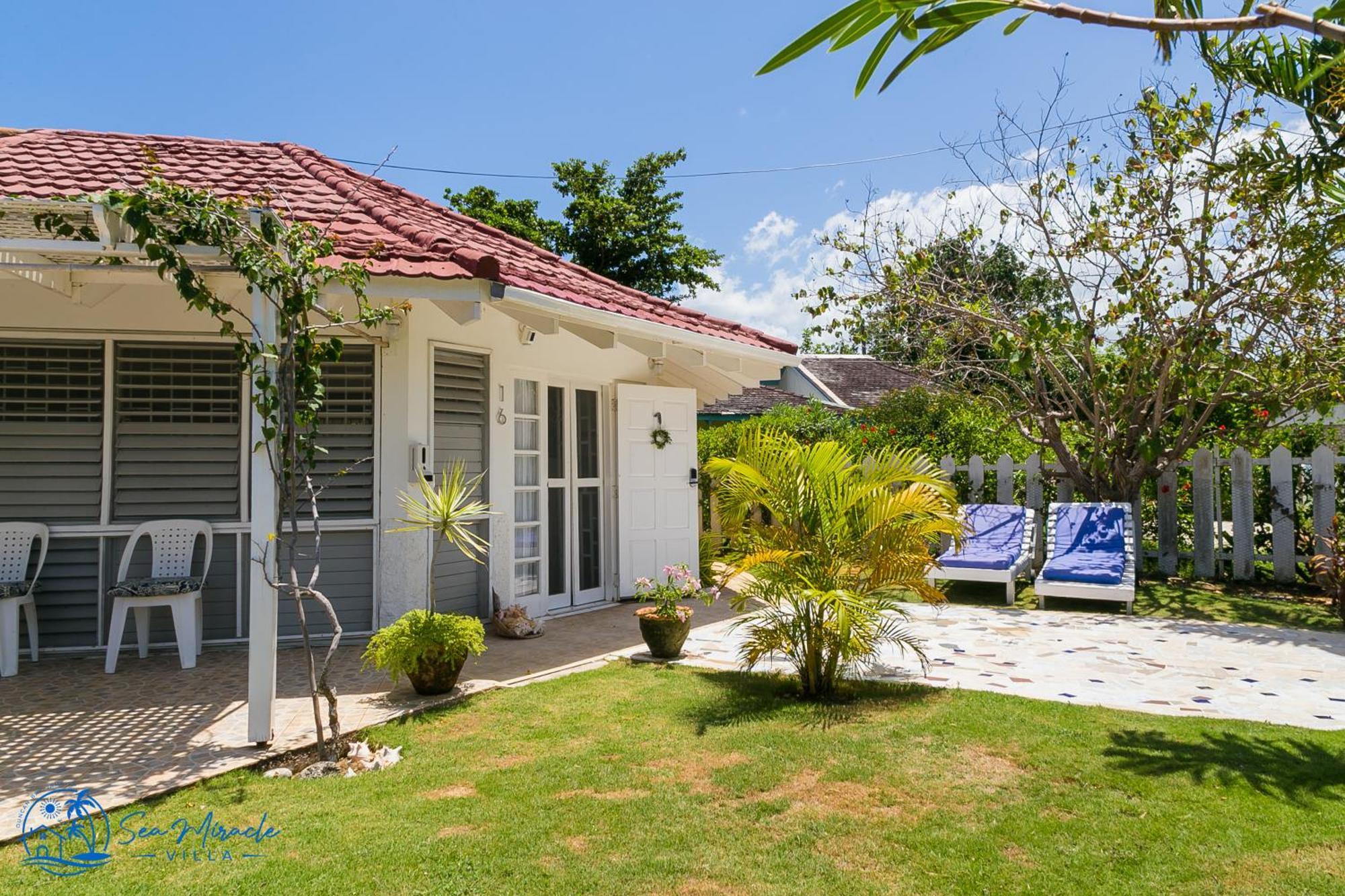 Sea Miracle Villa/Beach Cottage Silver Sands Exterior foto